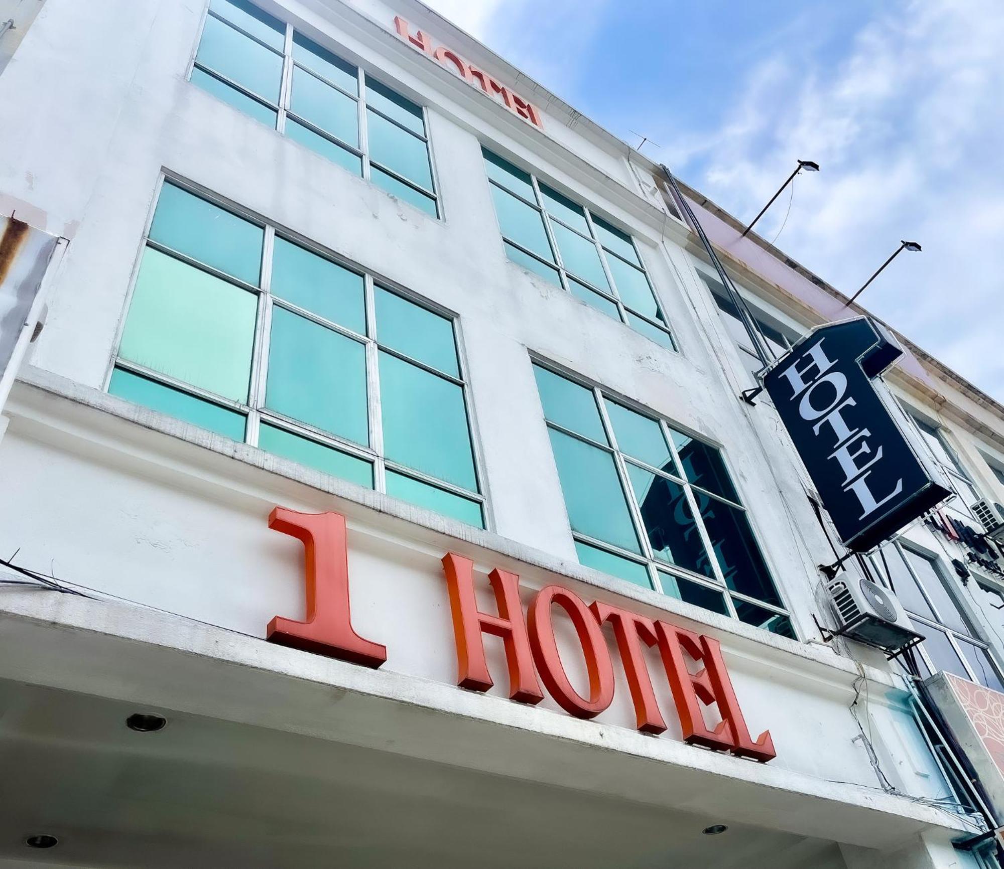 1 Hotel Taman Connaught Куала Лумпур Екстериор снимка