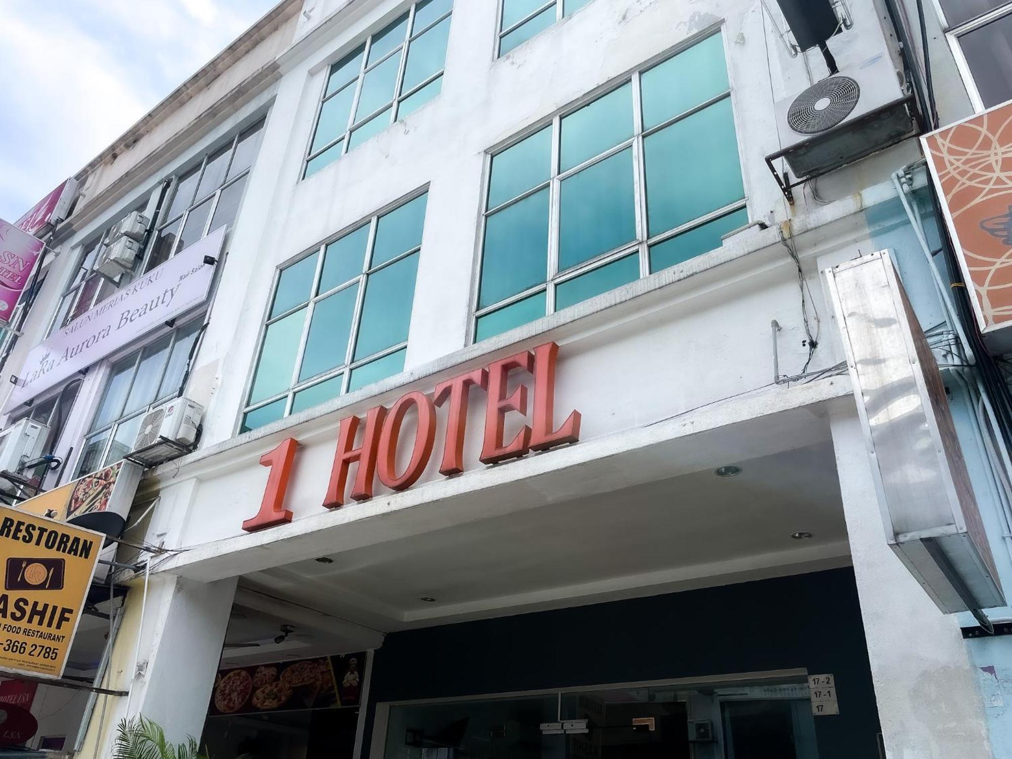 1 Hotel Taman Connaught Куала Лумпур Екстериор снимка