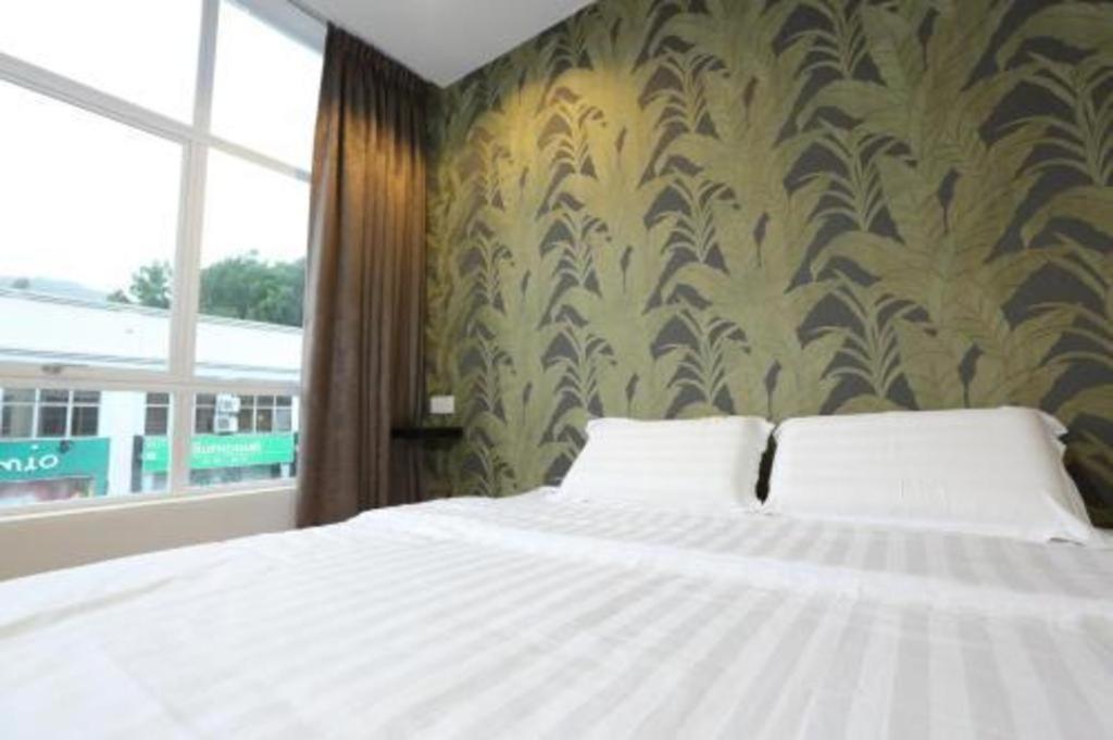 1 Hotel Taman Connaught Куала Лумпур Екстериор снимка