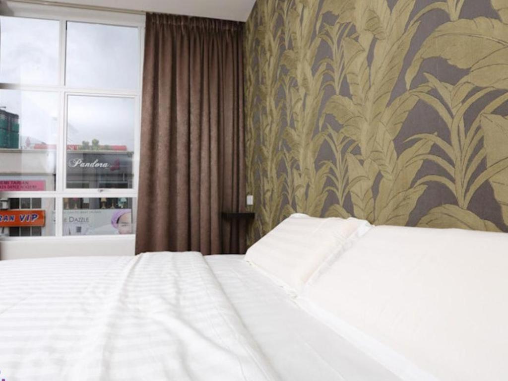 1 Hotel Taman Connaught Куала Лумпур Екстериор снимка