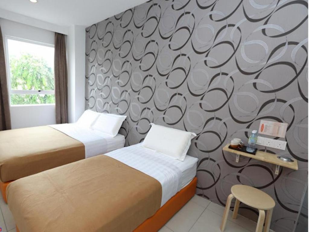 1 Hotel Taman Connaught Куала Лумпур Екстериор снимка