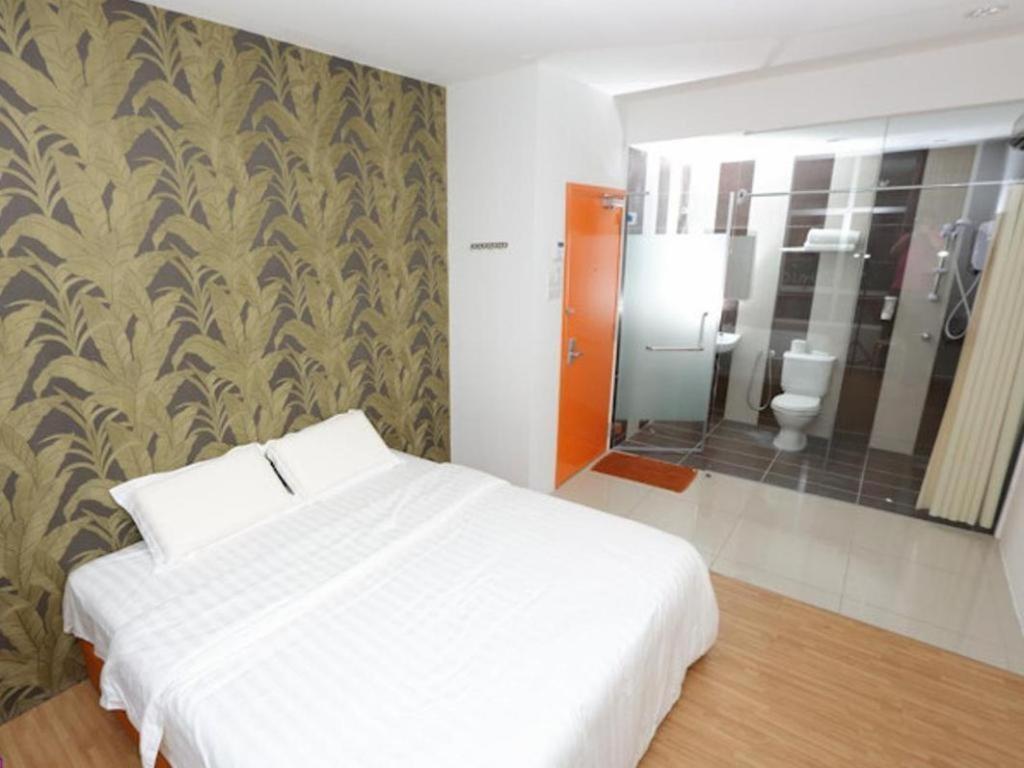 1 Hotel Taman Connaught Куала Лумпур Екстериор снимка
